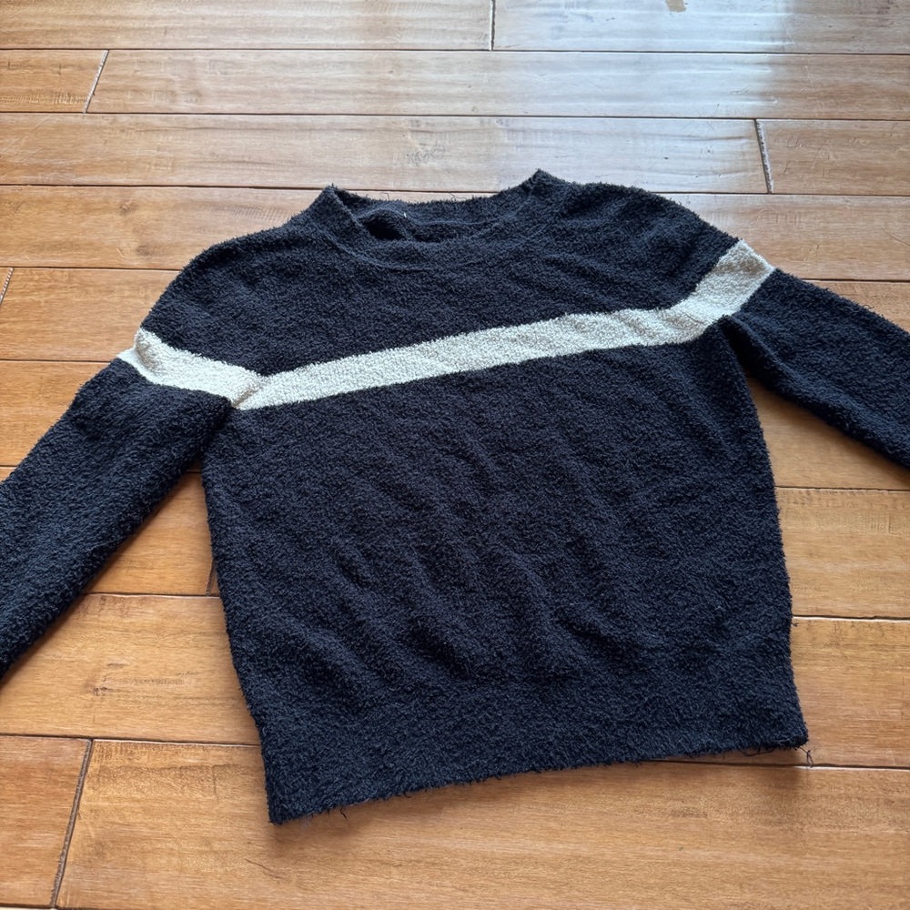 Men's Black and Cream Sweater